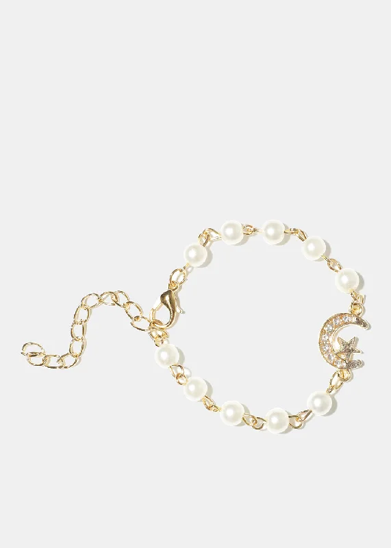 Women's bracelets gentle-style-Pearl Bracelet with Crescent Moon and Star