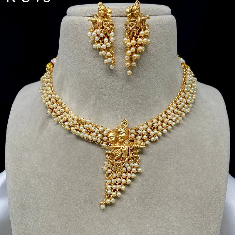 Women's necklaces peridot-Royal Kundan Jewellery Gold Plated Pearls Temple Necklace Set