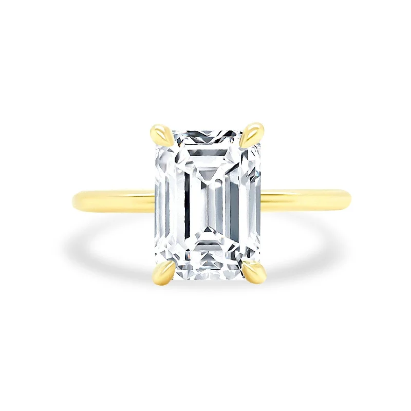 Women's rings sophisticated-Emerald Cut Solitaire