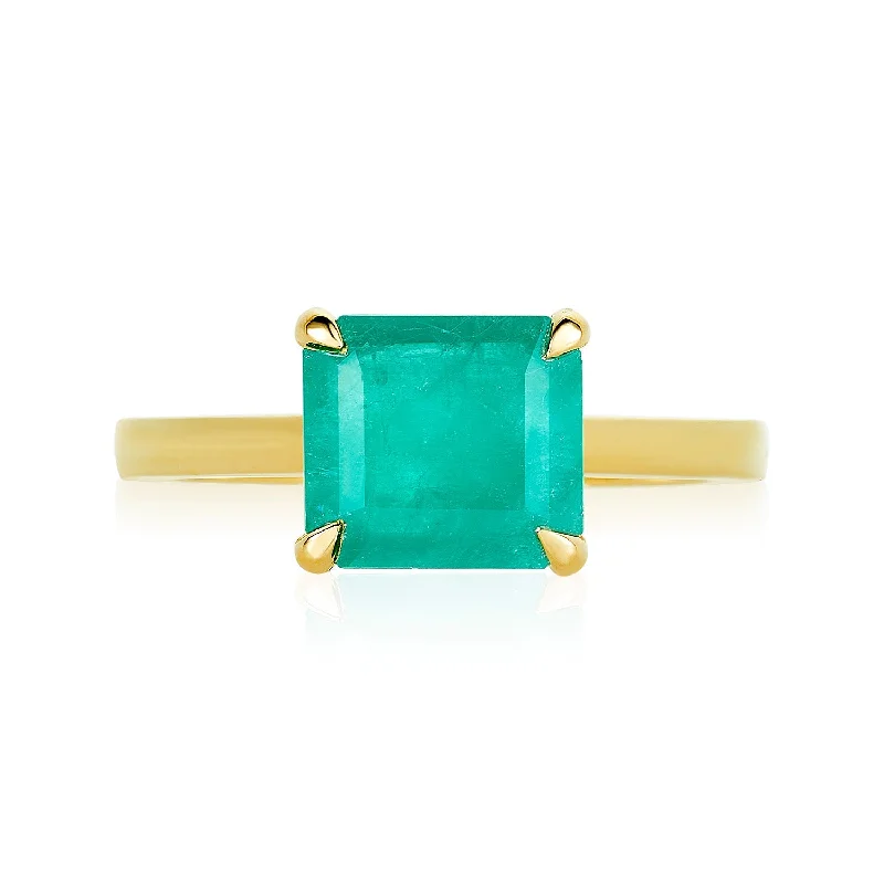 Women's rings slim-profile-East/ West Emerald Ring