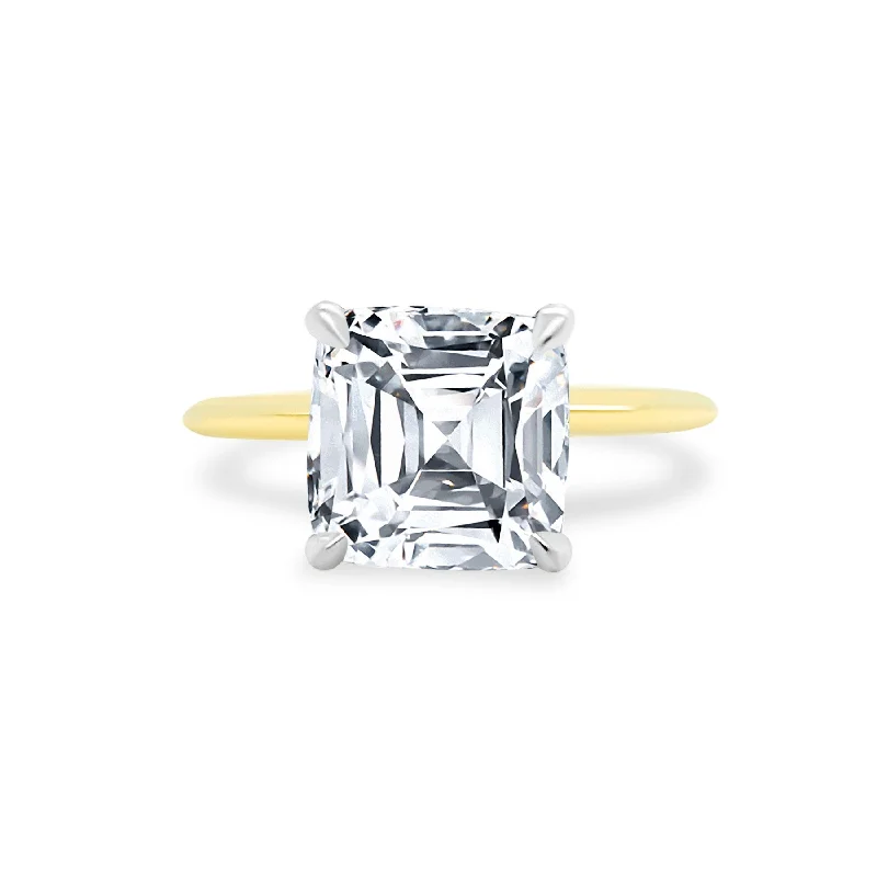 Women's rings striking-stone-Asscher Cut Solitaire