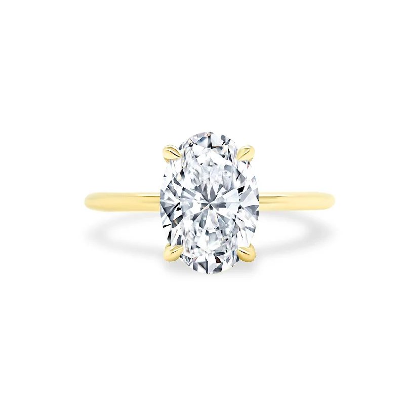 Women's rings green-gold-Oval Cut Solitaire