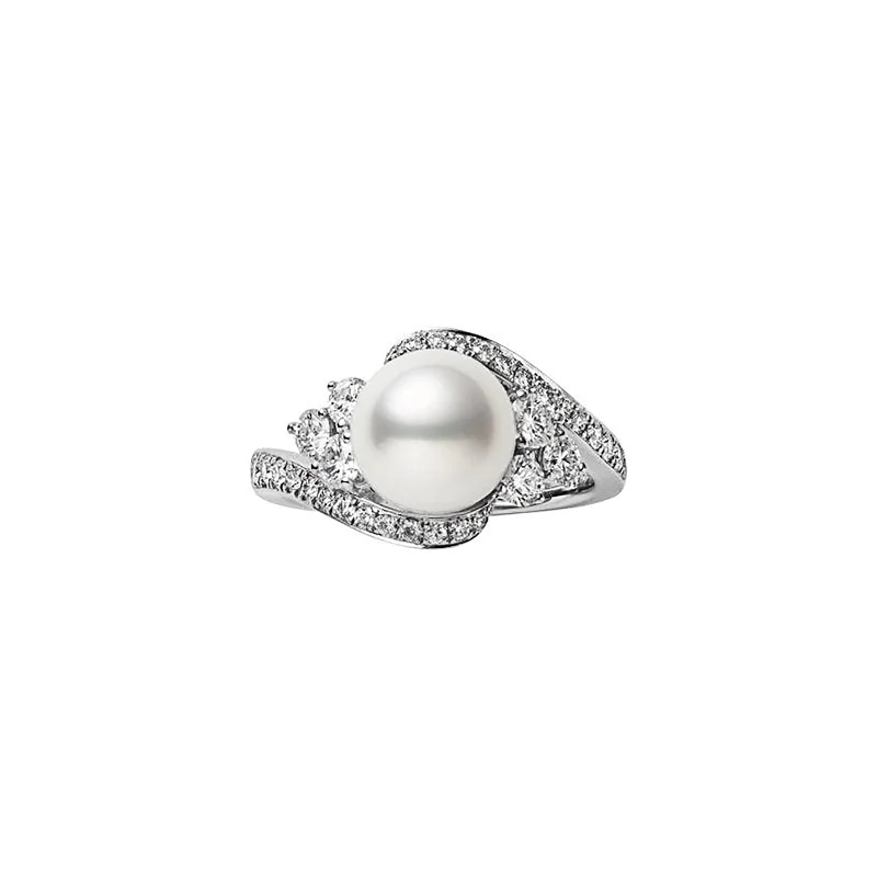 Women's rings refined-gold-Akoya Cultured Pearl & Diamond Ring